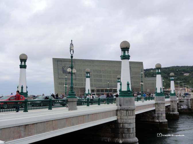Kursaal, puente Zurriola
