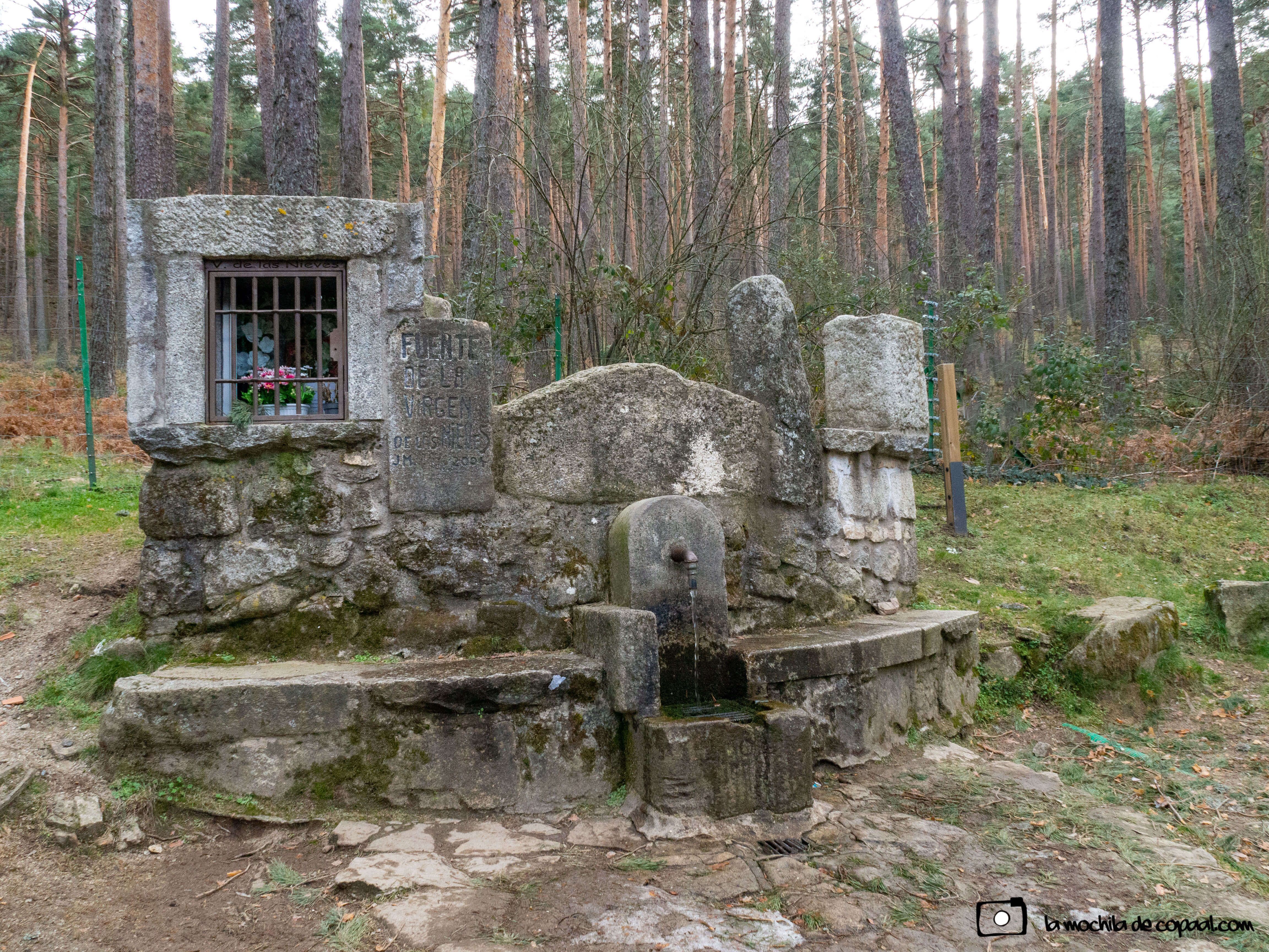 Fuente de la Virgen de las Nieves