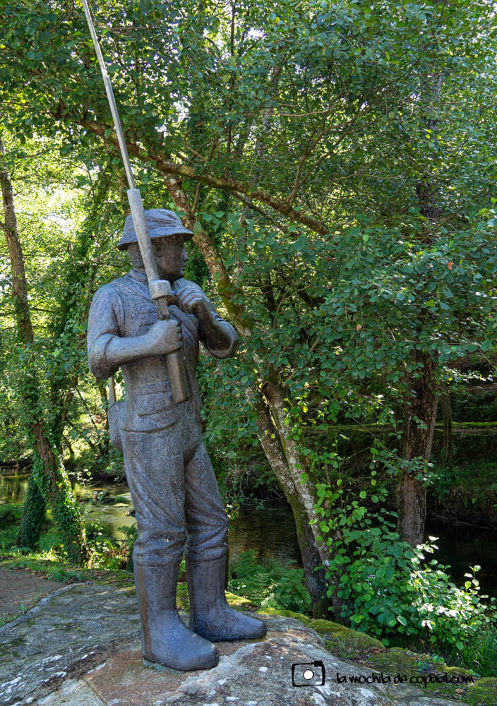 Monumento en homenaje al pescador.